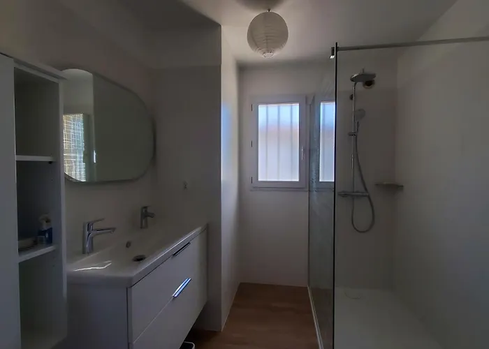 - Maison Familiale 8p - & Port A Pied بيت للعطل *